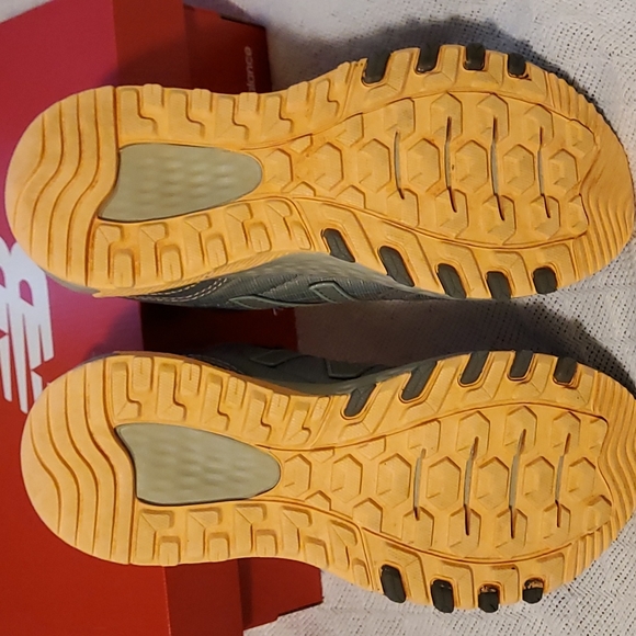 Newbalance Trail Running Shoes!! - Picture 3 of 11